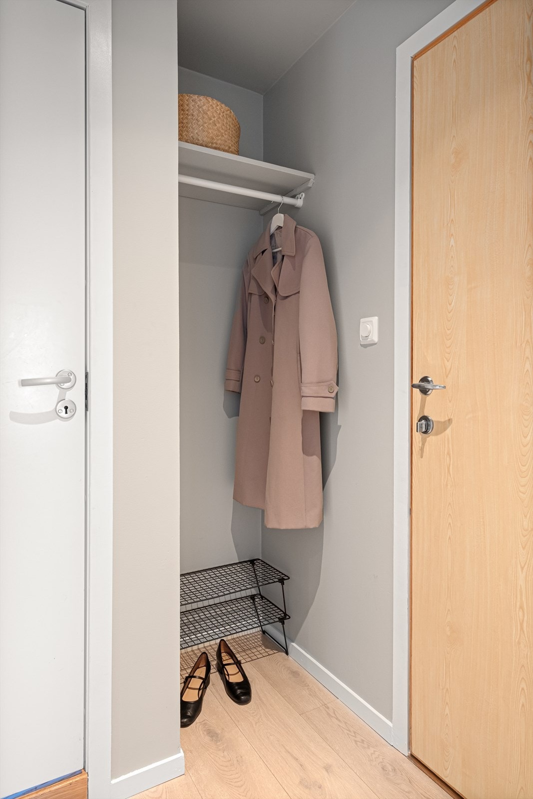 Entré med innhukk for garderobe Galleribilde