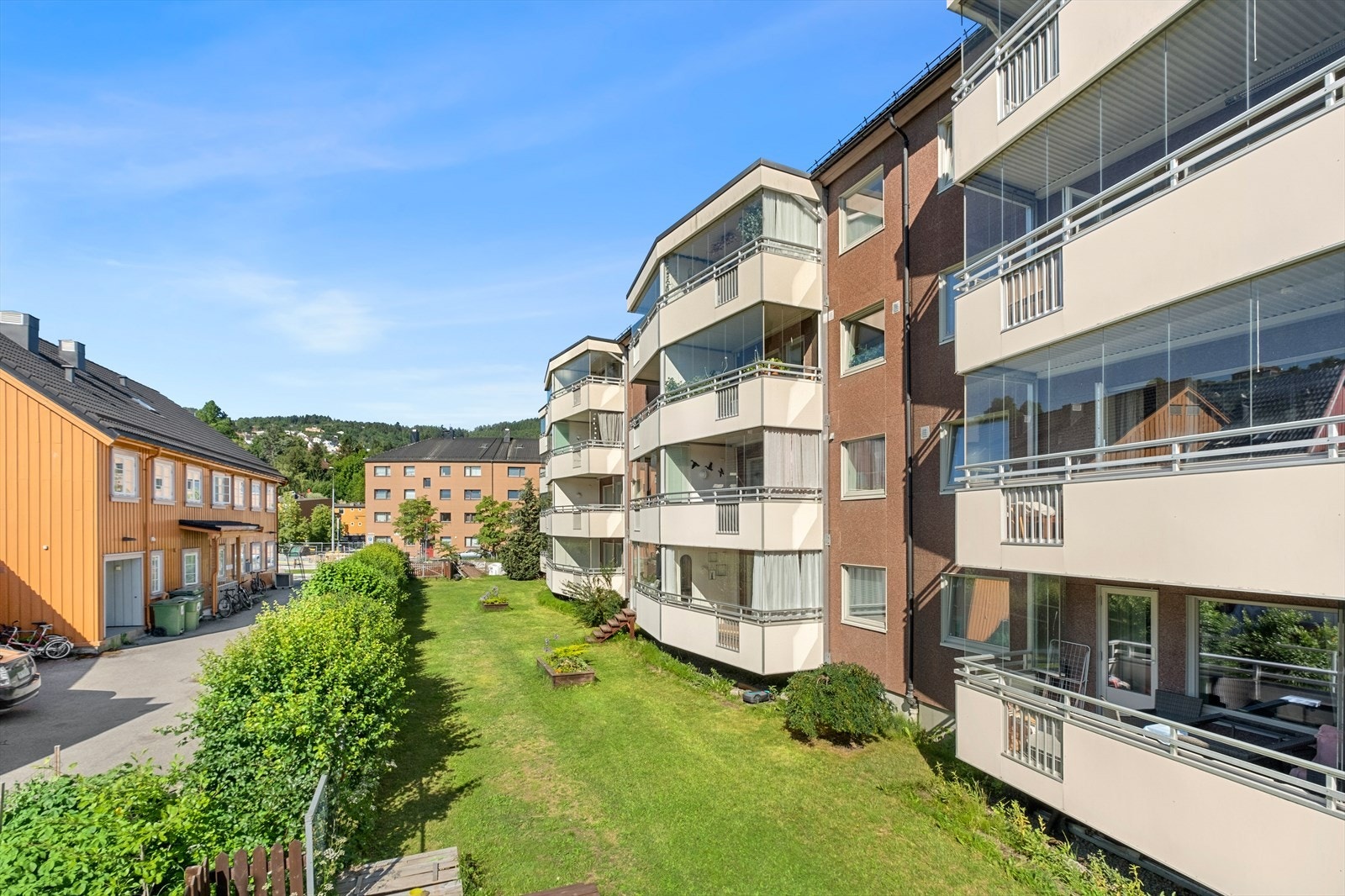 Velkommen til Abelsborg gate 9 - En romslig og sentral 3-roms leilighet med sørvendt balkong og herlig beliggenhet i Ila. Galleribilde