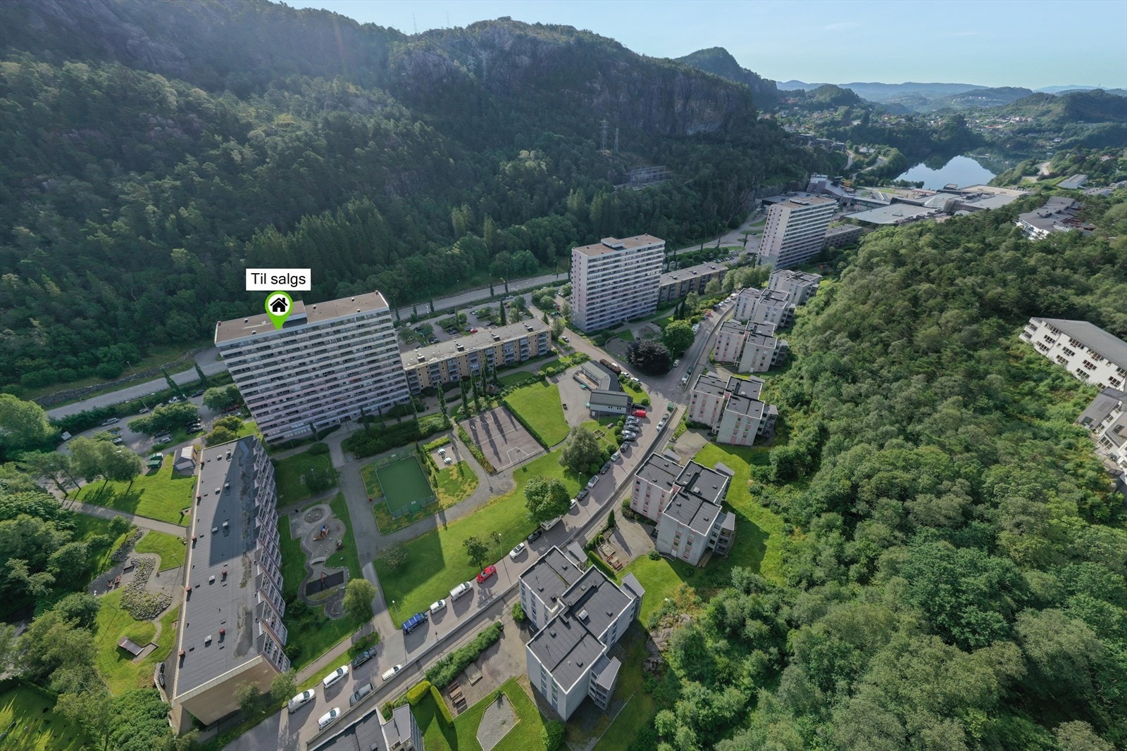 Himladronen. Galleribilde