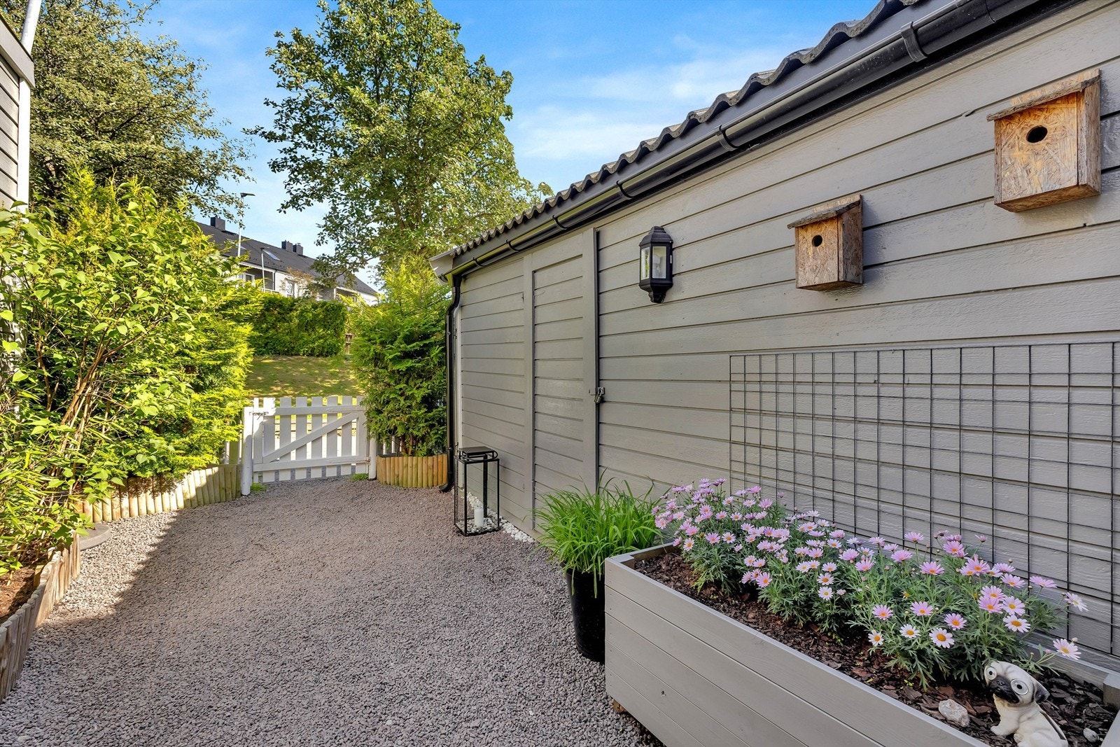 For øvrig er det ekstra lagringsplass i utvendig bod på ca. 5 kvm. Galleribilde