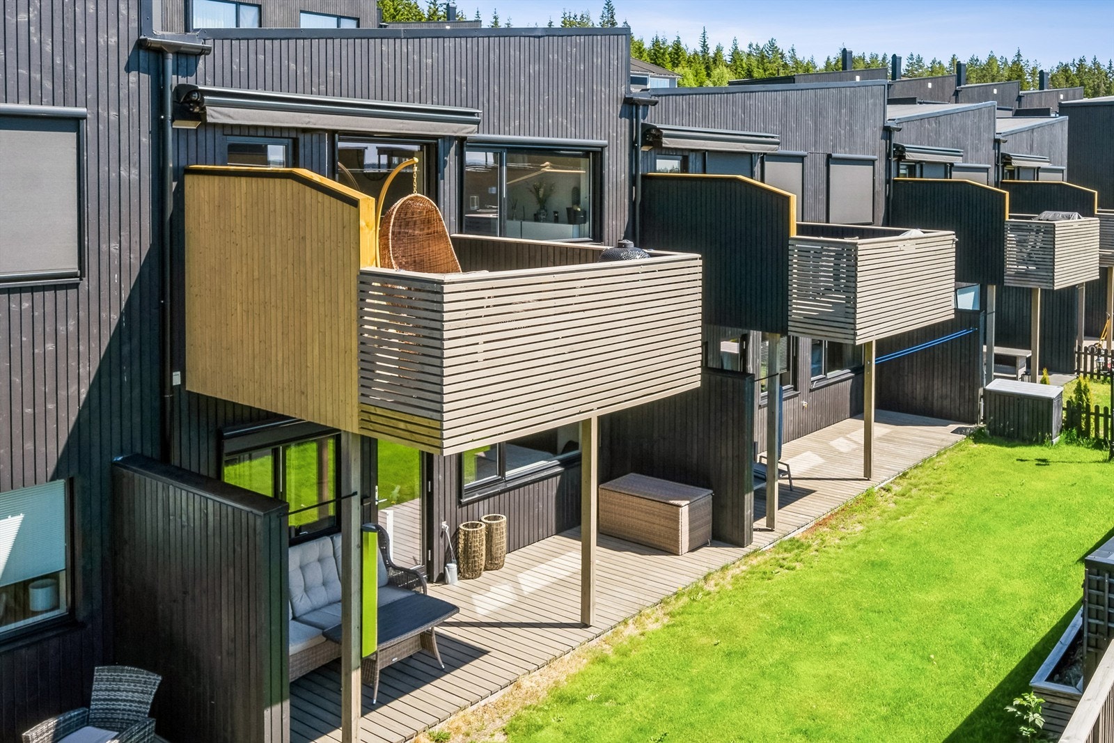 Velkommen til Sangsvanelia 52 B | Krogsveen v/ Ender Hajdaraj. Galleribilde