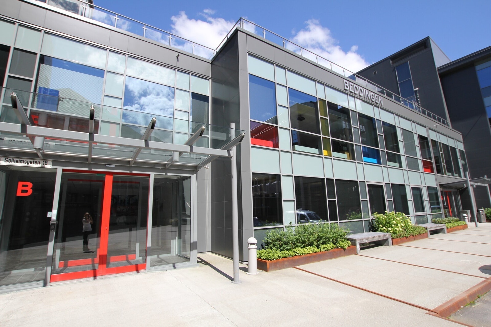 Pent inngangsparti Galleribilde