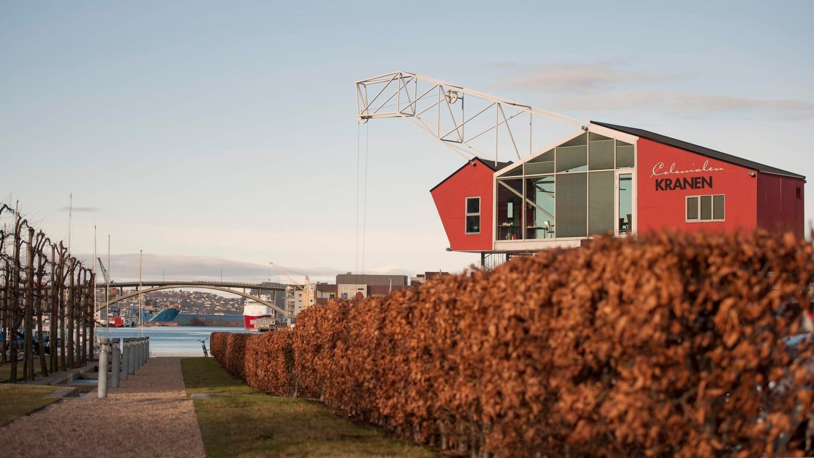 I Kranen finner du Colonialen, med utsøkt mat og møterom Galleribilde