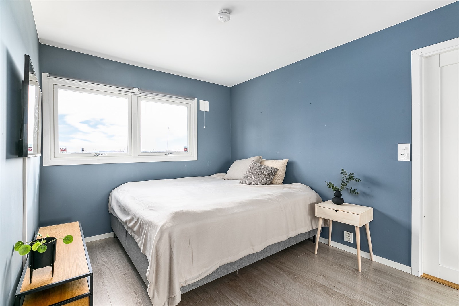 Alle rom i underetasjen har gulvvarme. Galleribilde