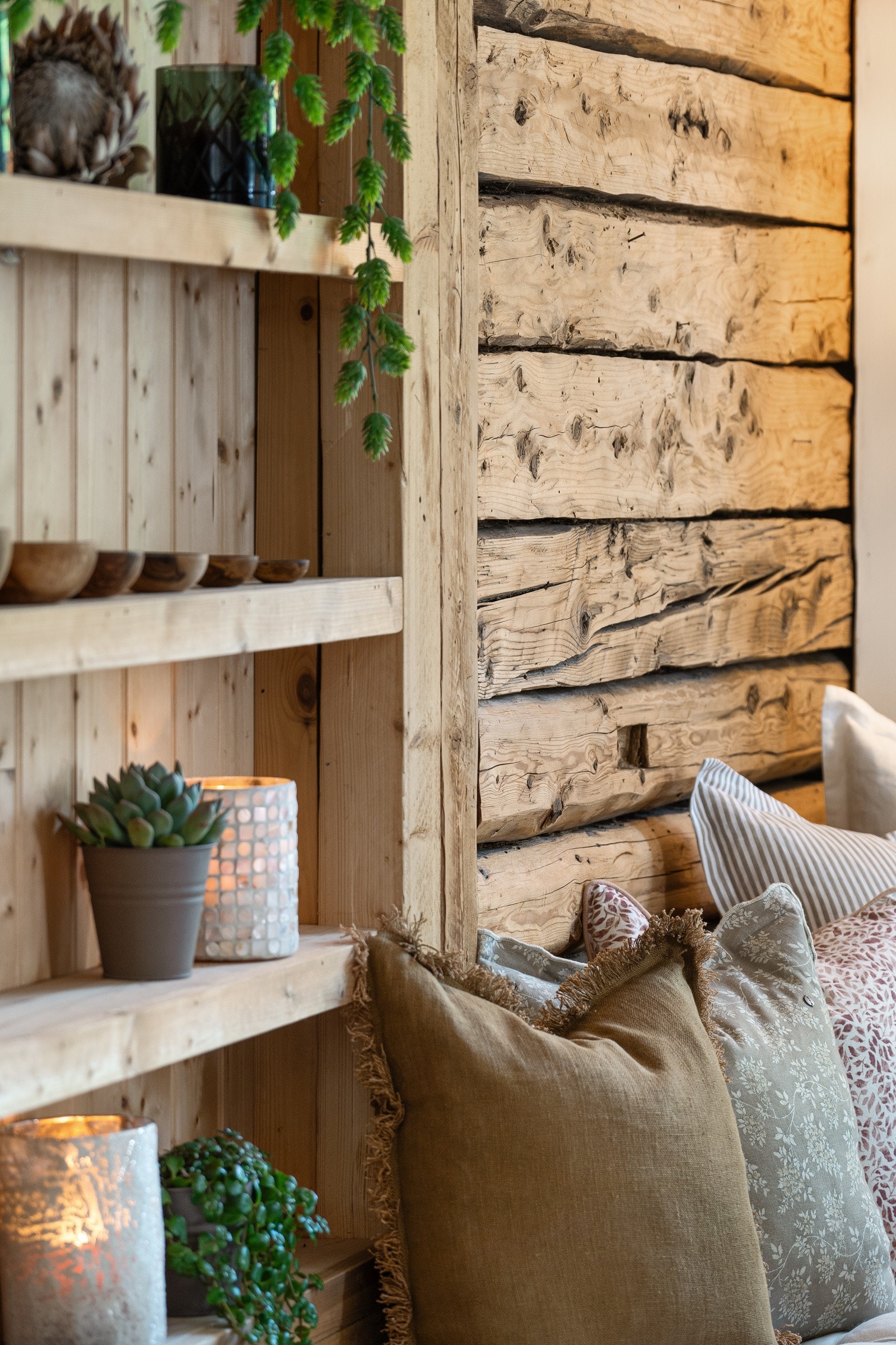 Eksponert tømmer gir en ekstra "varme" og originalitet Galleribilde