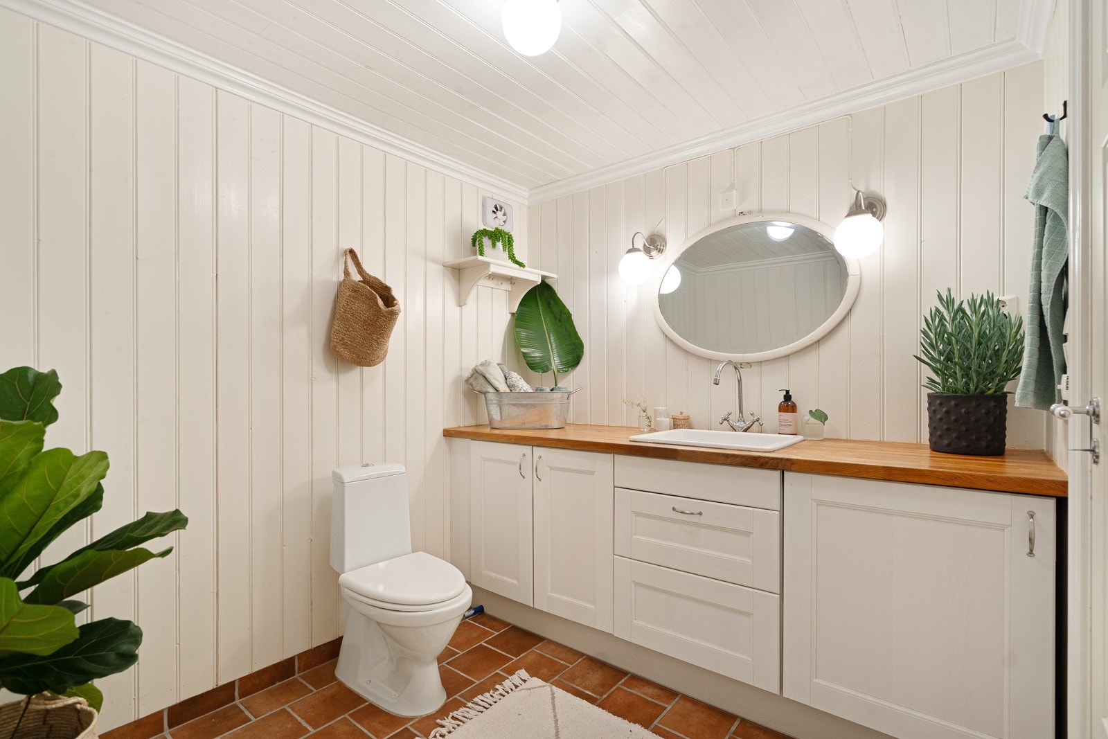 Praktisk og koselig bad Galleribilde