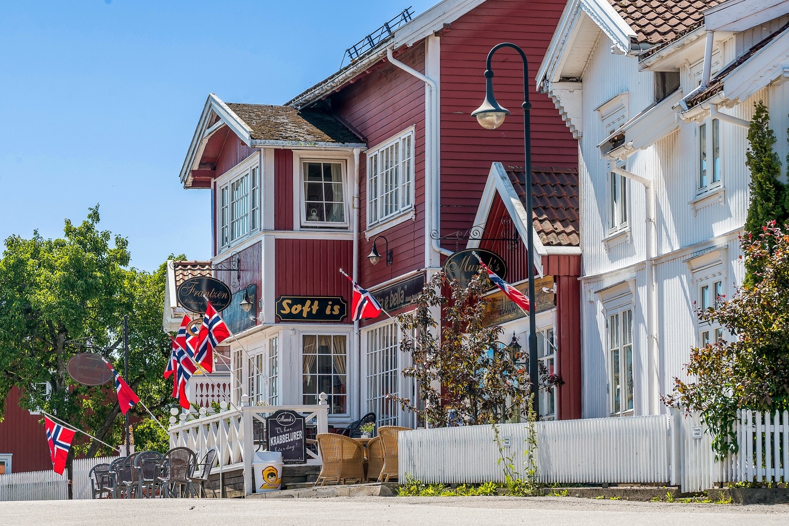 Områdebilde fra kafeén rett nede i gaten Galleribilde