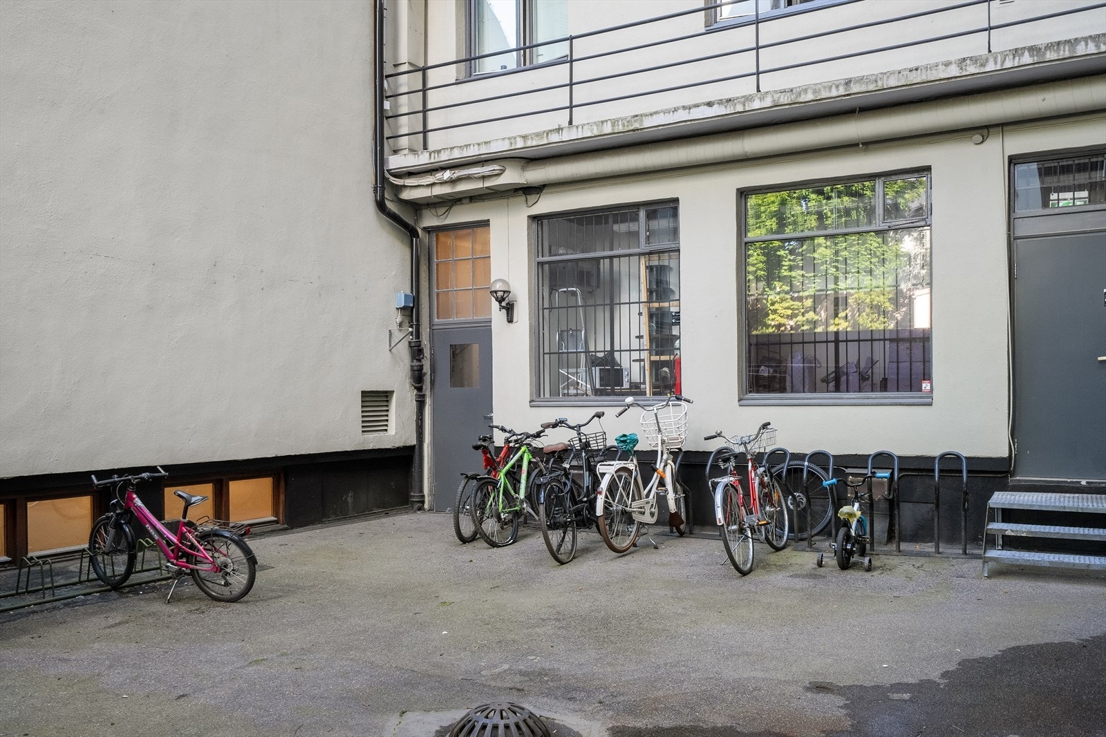 Felles sykkelparkering Galleribilde