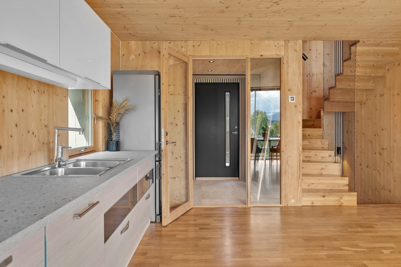 Åpen stue/kjøkkenløsning. Galleribilde