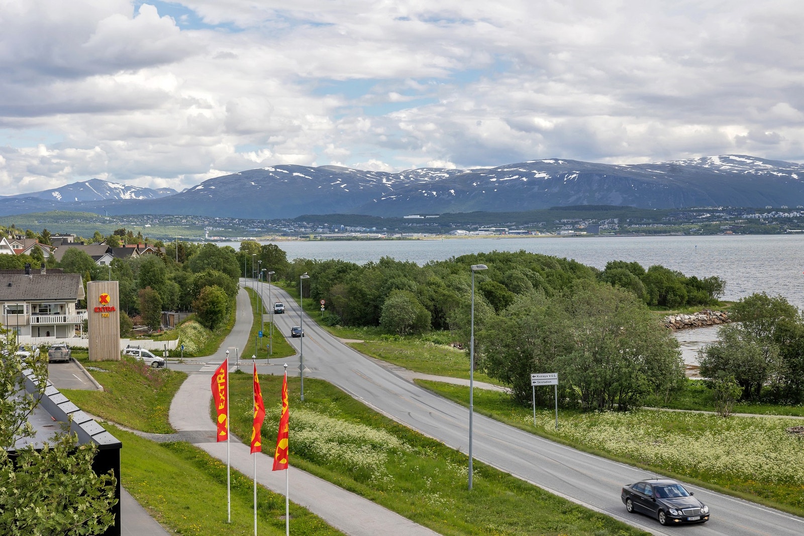 Nærbutikken er et steinkast unna. Galleribilde