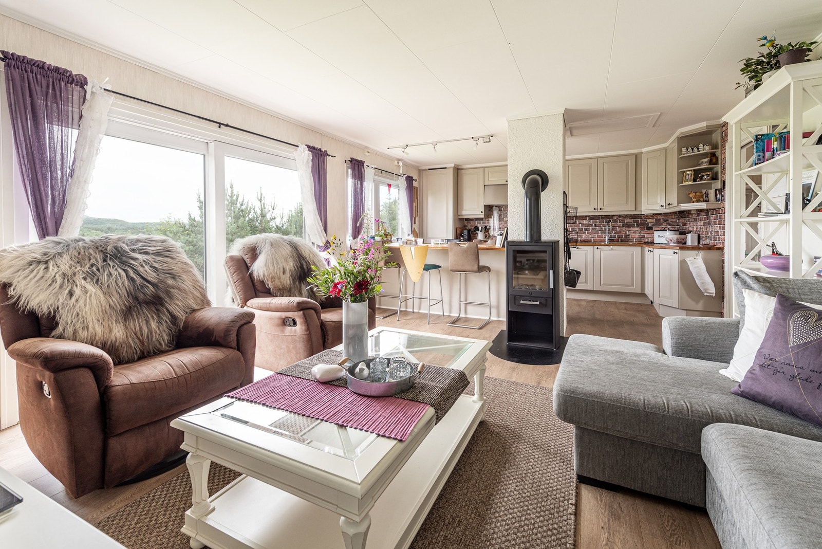 Stuen i hovedhytta Galleribilde