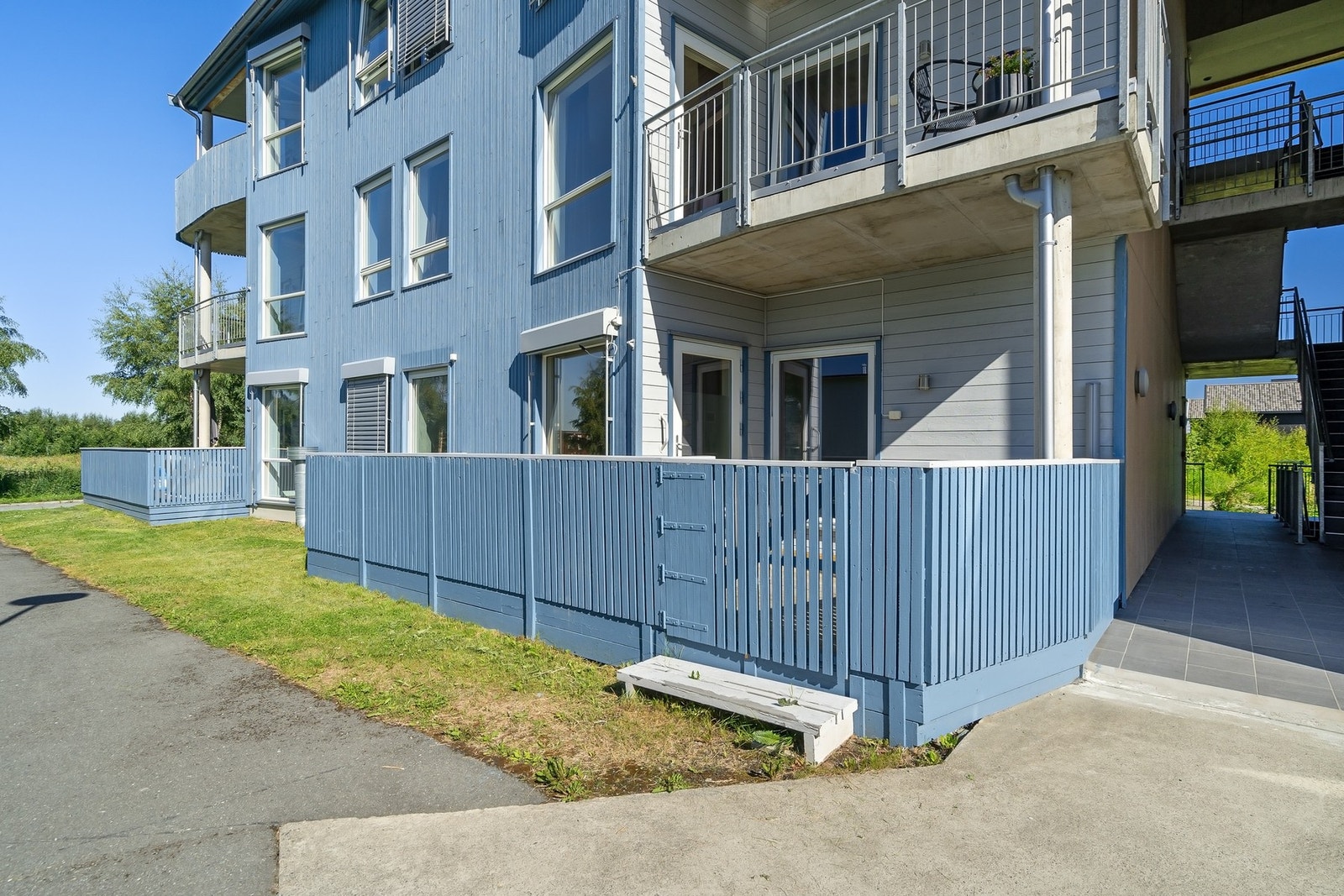 Det er balansert ventilasjon i bygget. Galleribilde