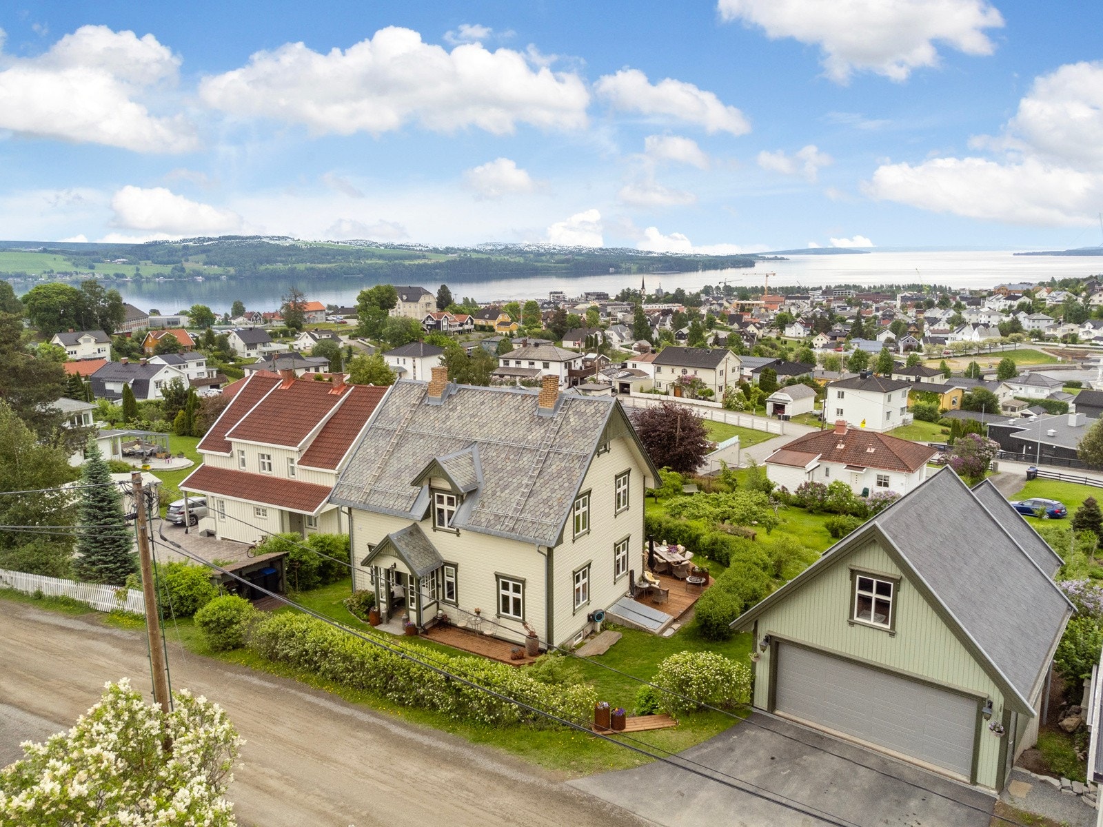 Klassisk villa fra 1927, som er nydelig oppgradert og bevart Galleribilde