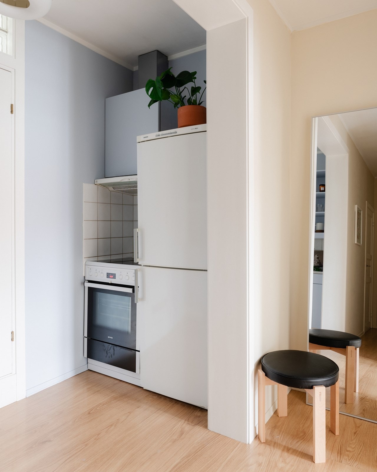 Det er også mulig å utvide kjøkkenet, ved å ta en del av gangen mot stue. Galleribilde