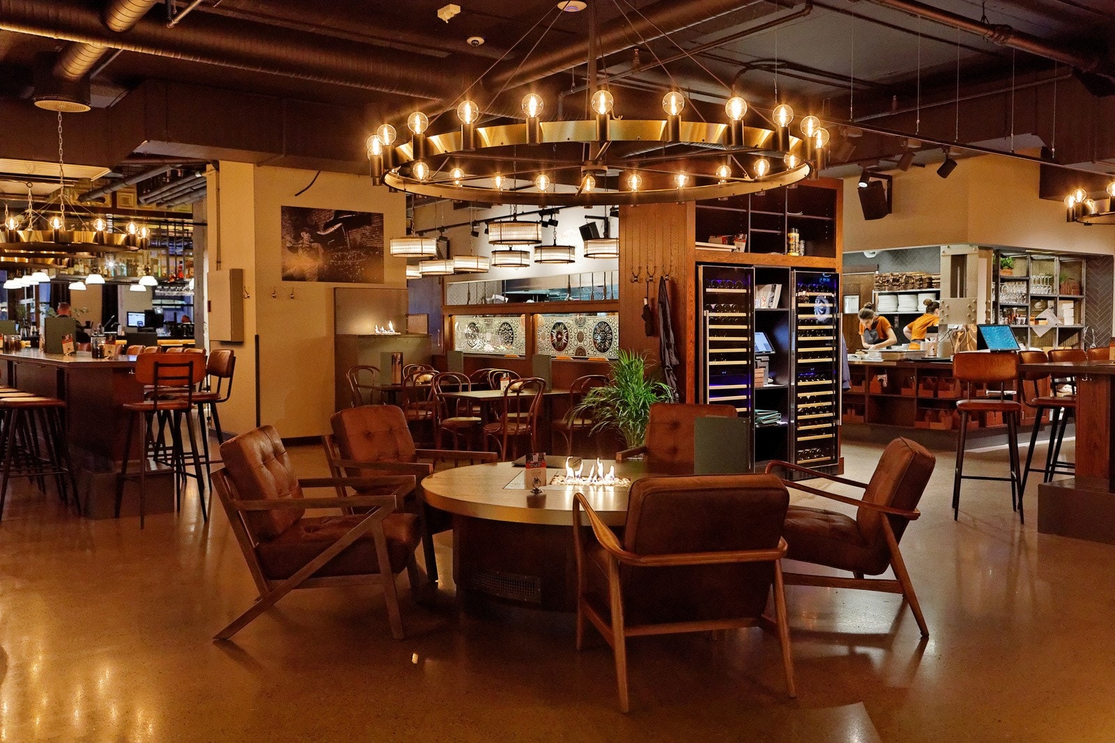 Hasle Linie Gastropub er en moderne gastropub med avslappet atmosfære i det ærverdige Vinslottet. Galleribilde