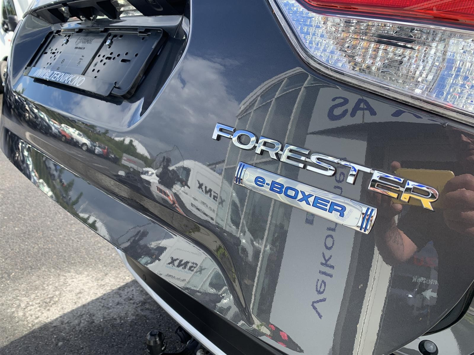 Subaru Forester 2.0 I-L ES HYBRID 3