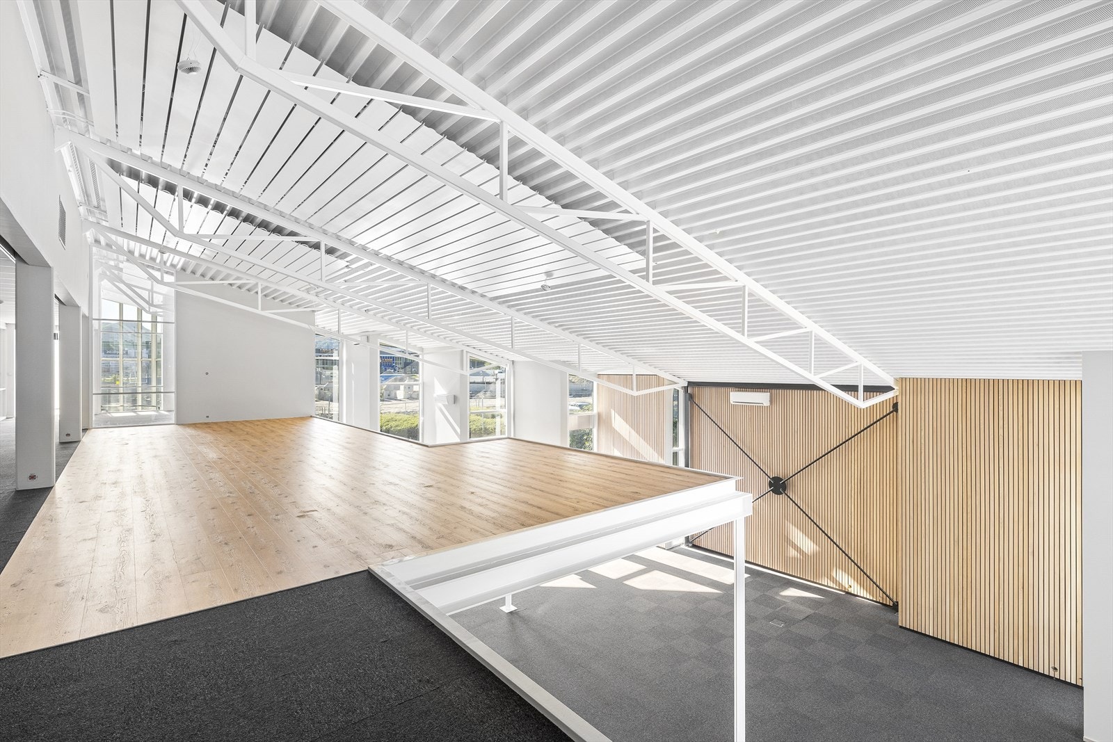 Åpent mellom 1. og 2.etg Galleribilde