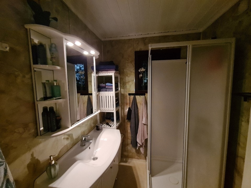 Bad, eldre men funksjonibelt. Galleribilde