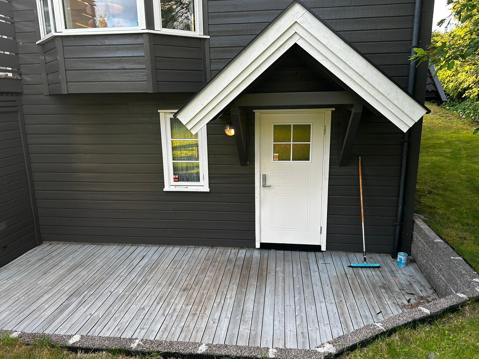 Solrik uteplass til eget bruk Galleribilde