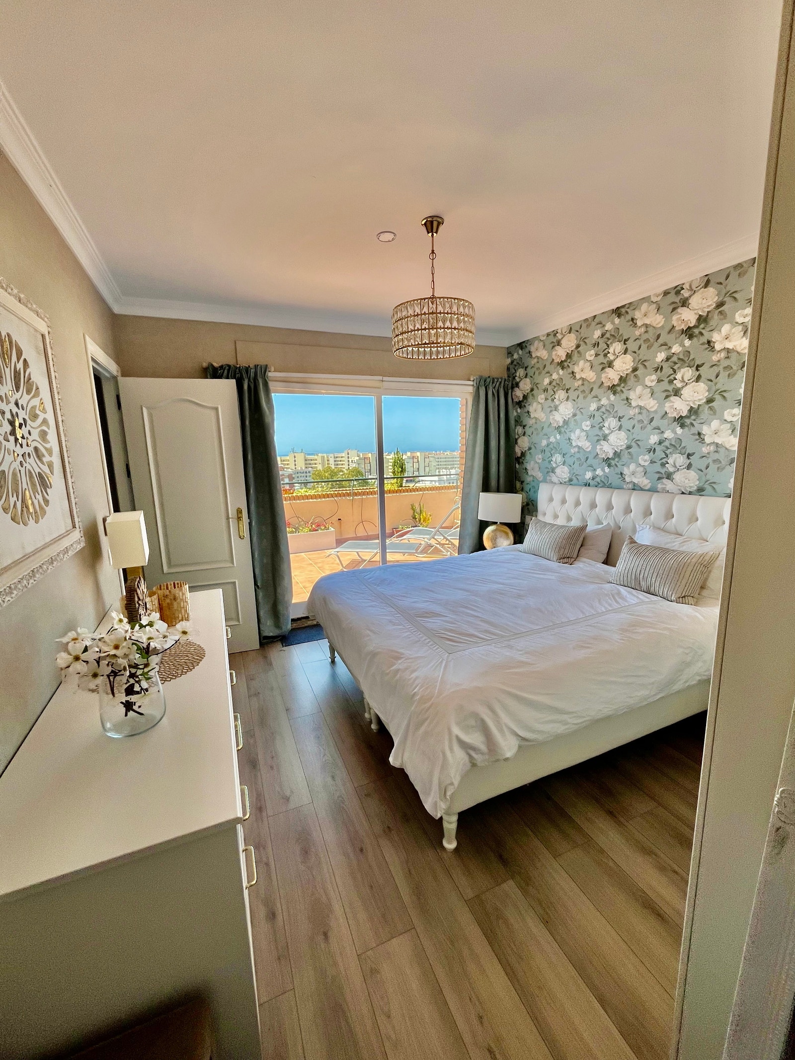 Master bedroom Galleribilde