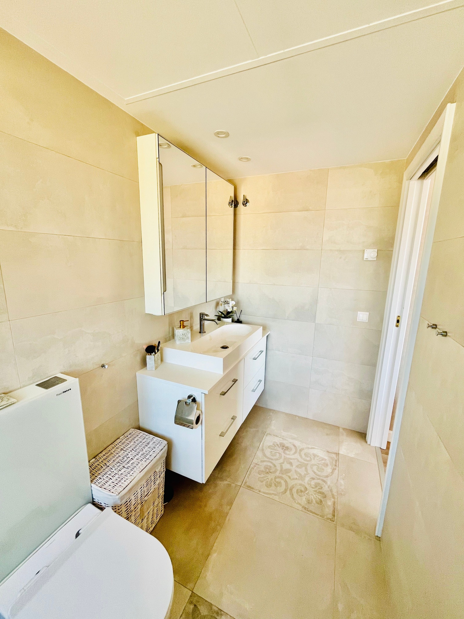 Bad tilhørende master bedroom Galleribilde