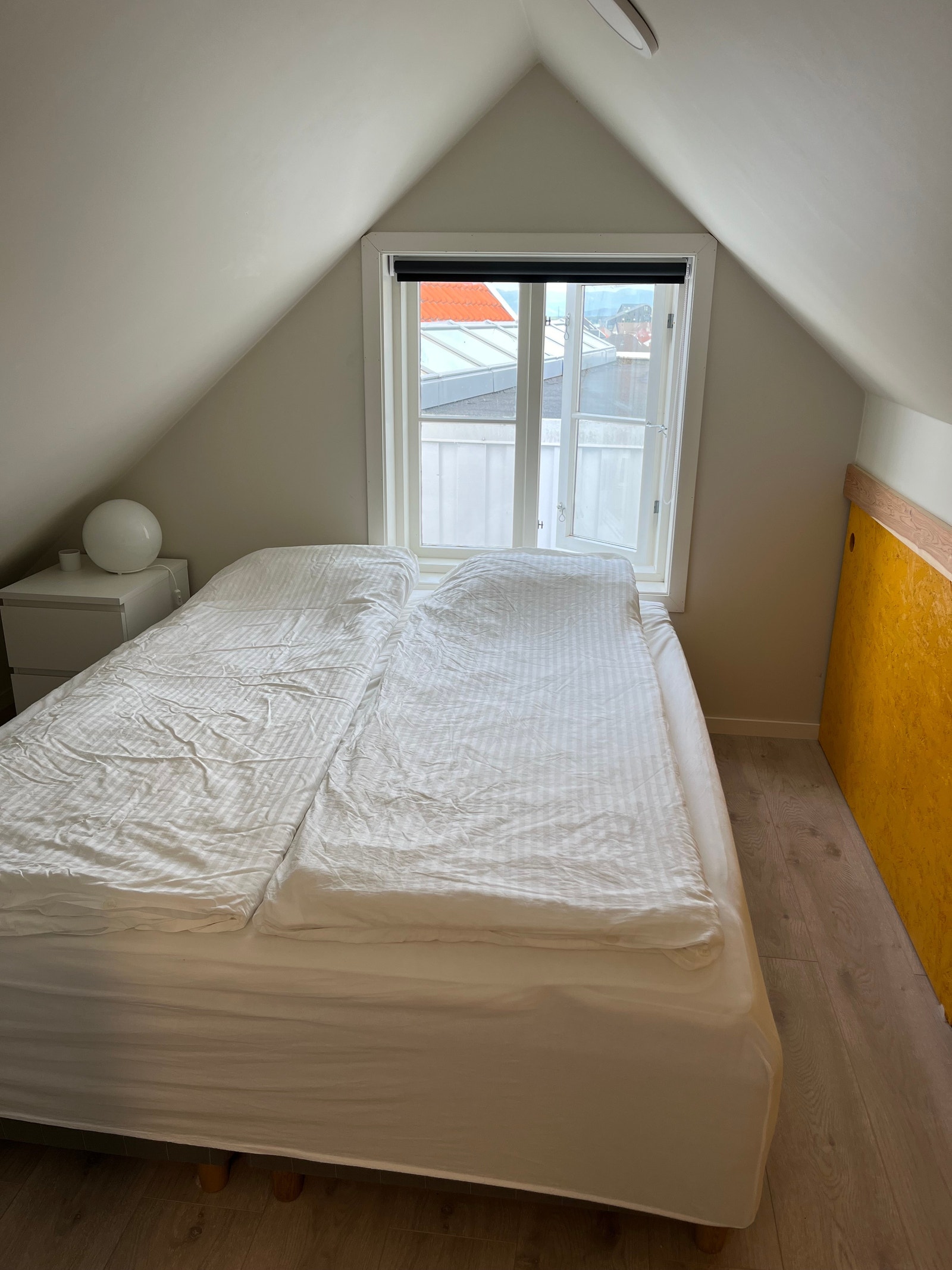 Soverom 1 loft Galleribilde