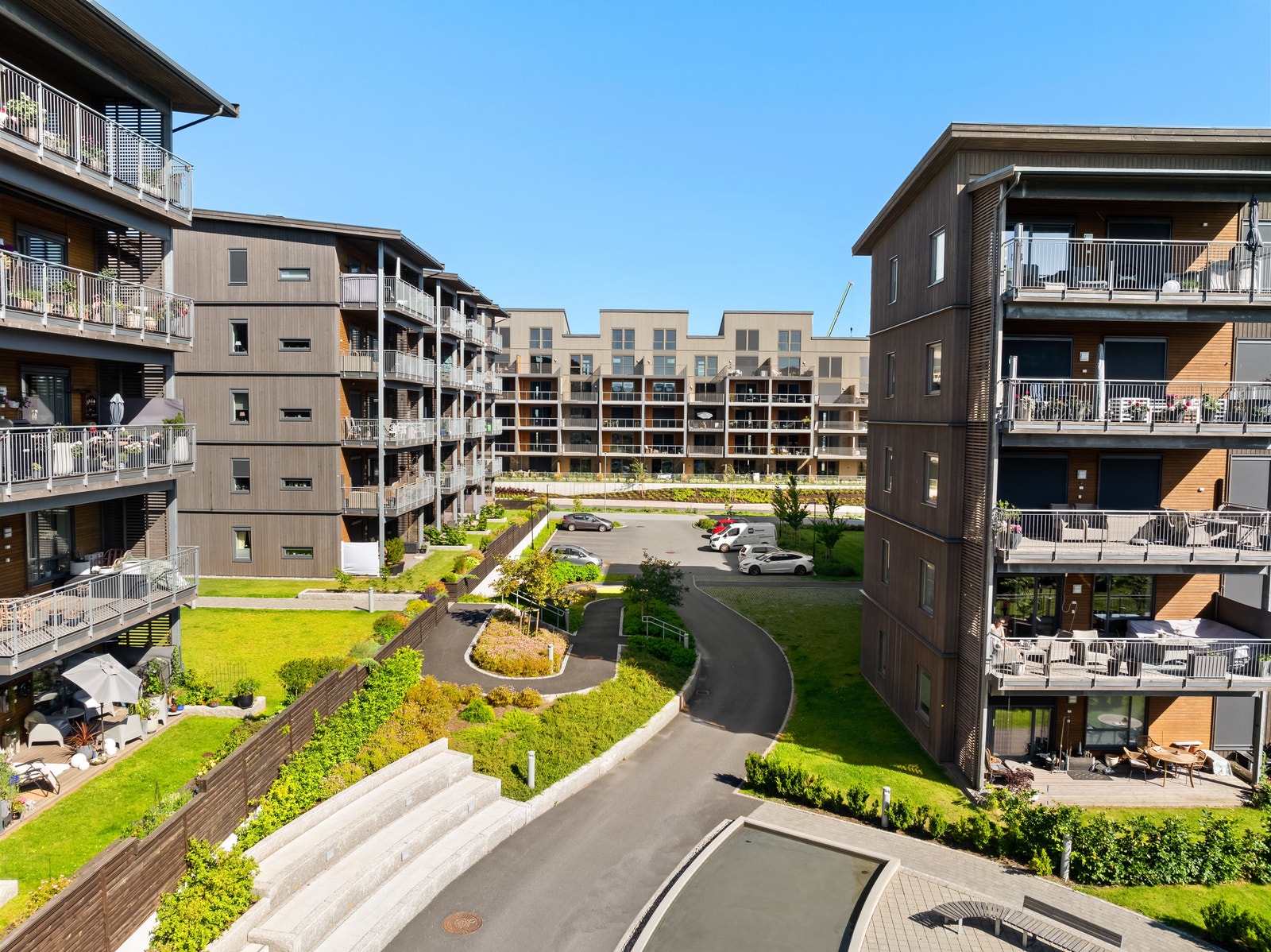 Leilighetene har utsikt til vannspeilet i Capjon Park Galleribilde