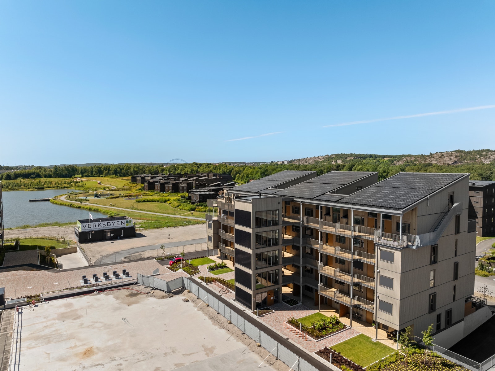 Bygget ligger rett vet nye Verksparken Galleribilde