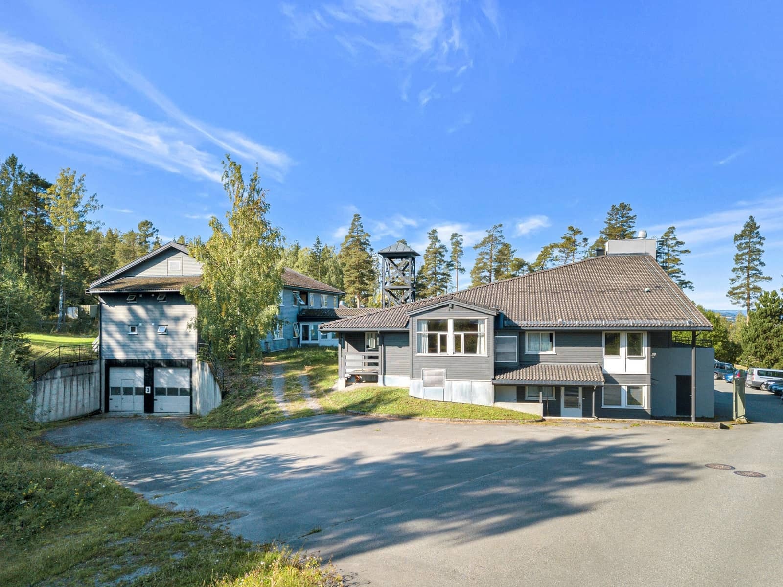 Garasje/lager Galleribilde