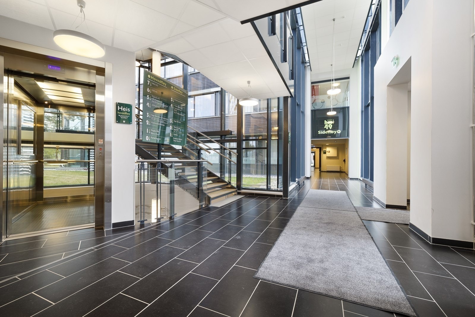 Inngangsparti Galleribilde