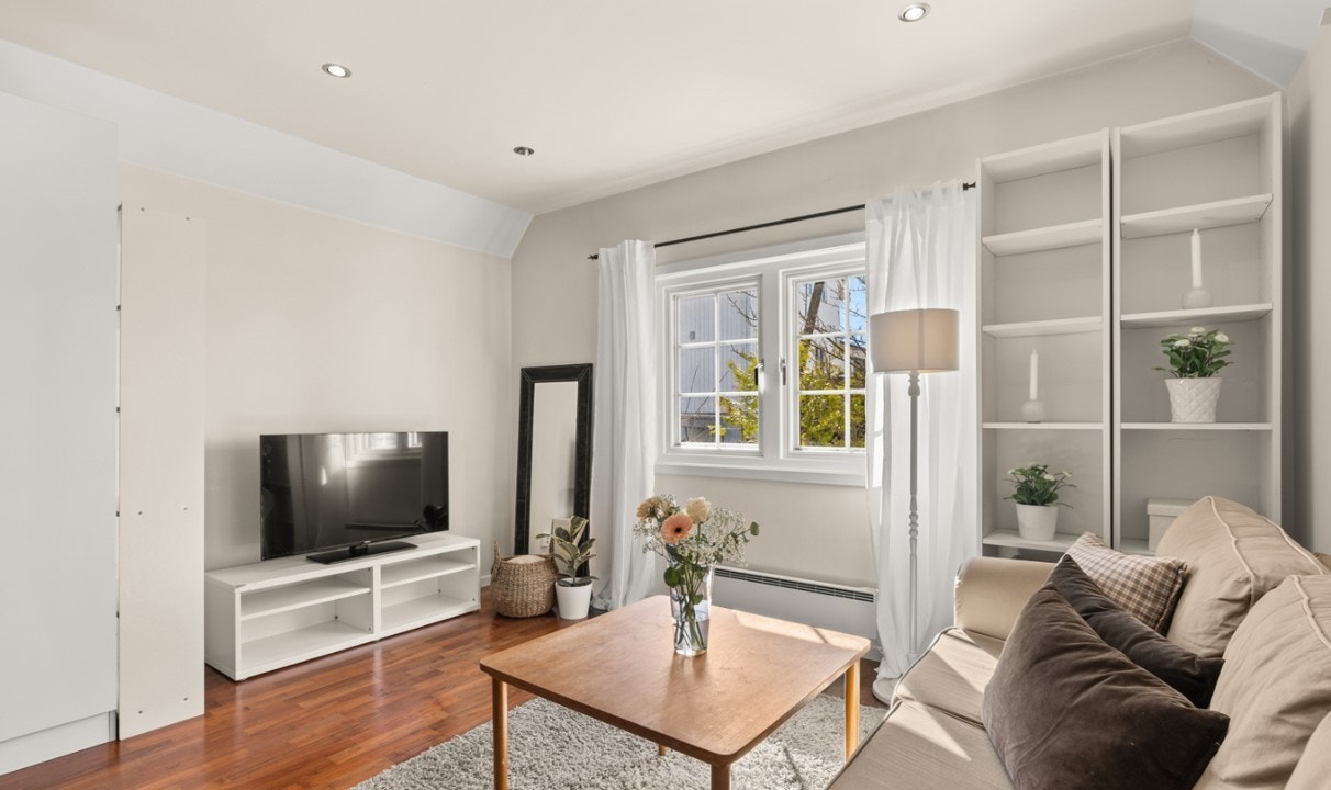 Stue (anneks har ikke kabel TV, men internett tilkobling via eiers wifi) Galleribilde