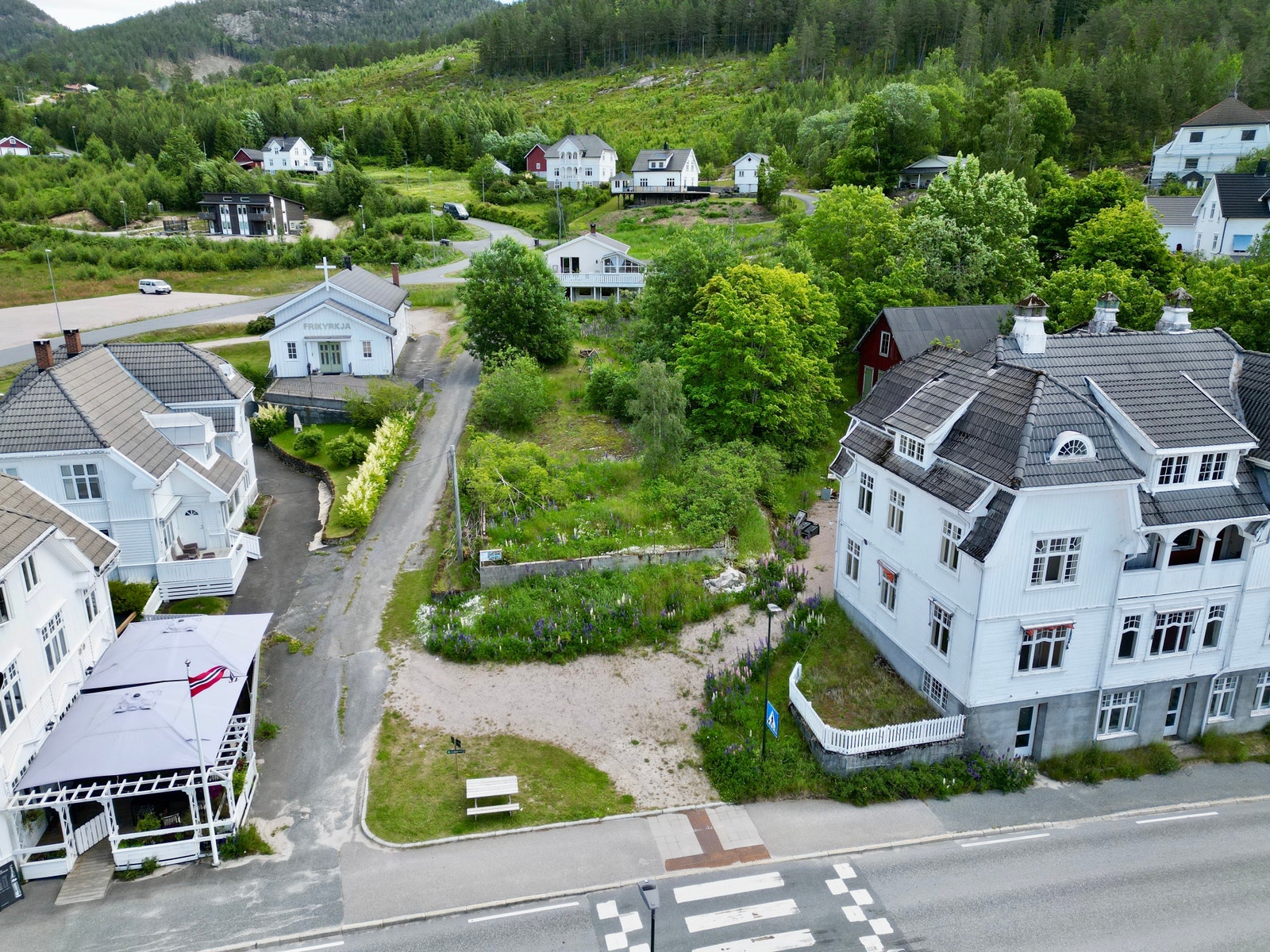 Tomten midt i bildet Galleribilde