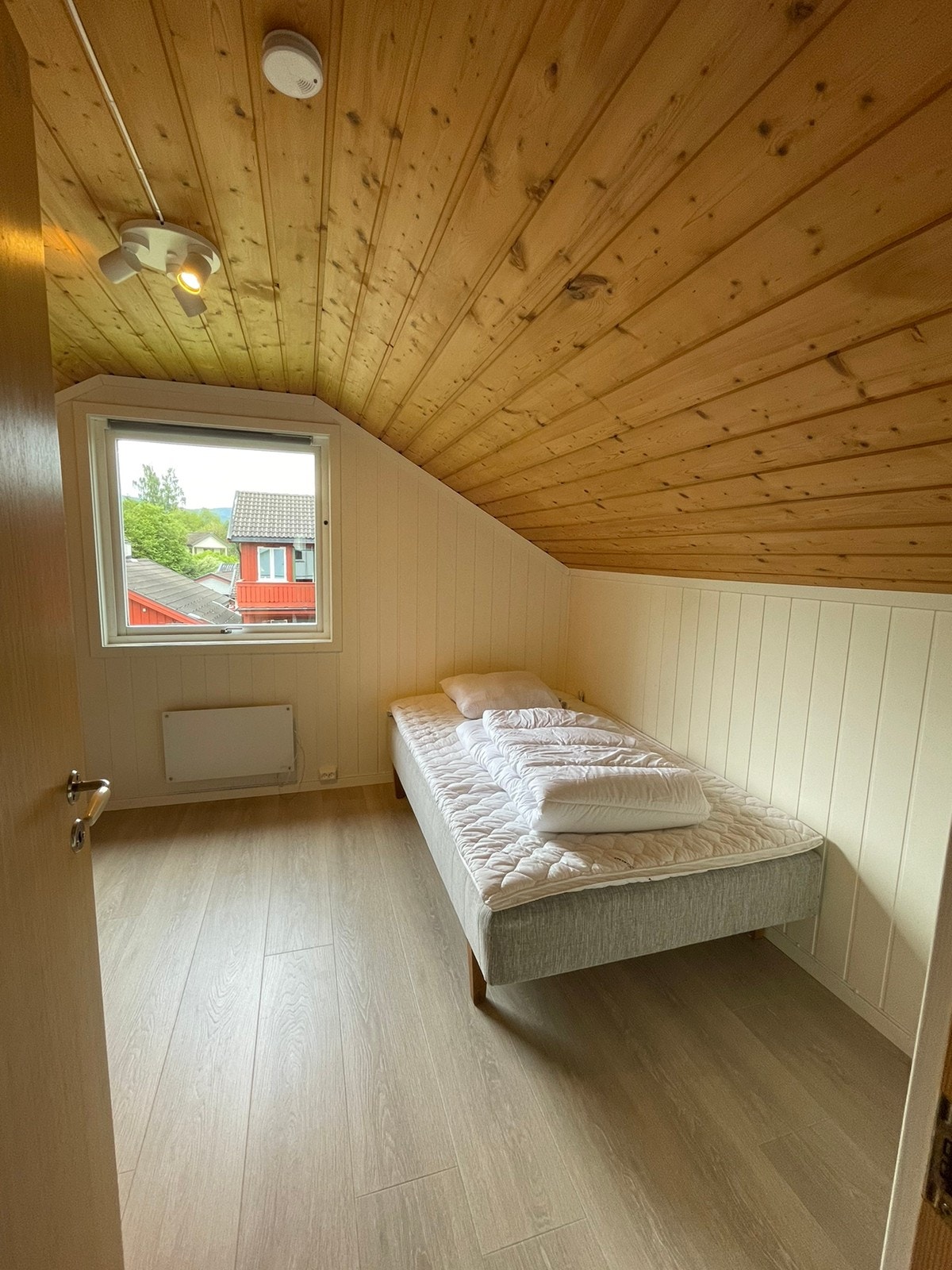 Sov. 5 - 2.etg opptatt Galleribilde