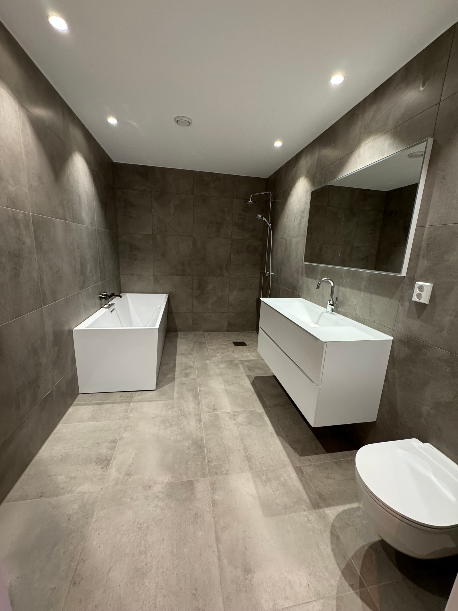 Bad i hus 27 Galleribilde