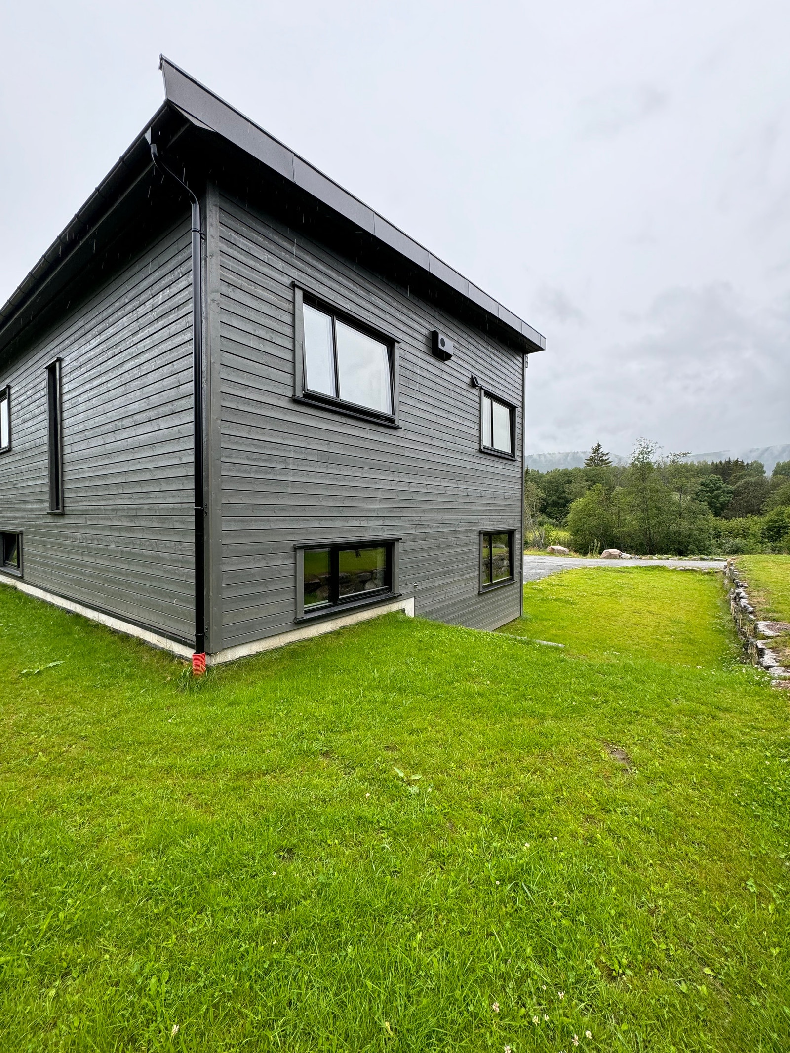 Bakside hus 27 Galleribilde