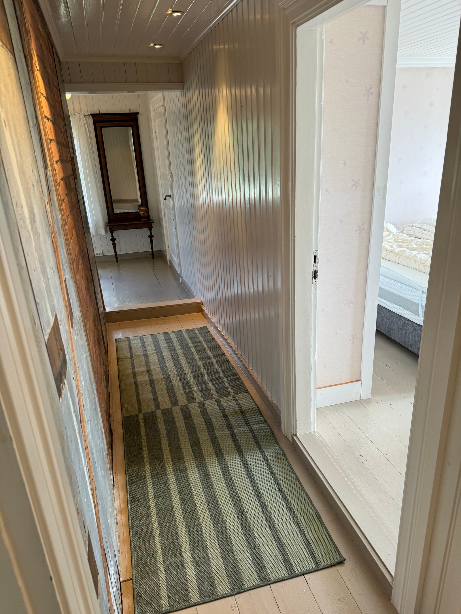 Gange 2. etasje Galleribilde