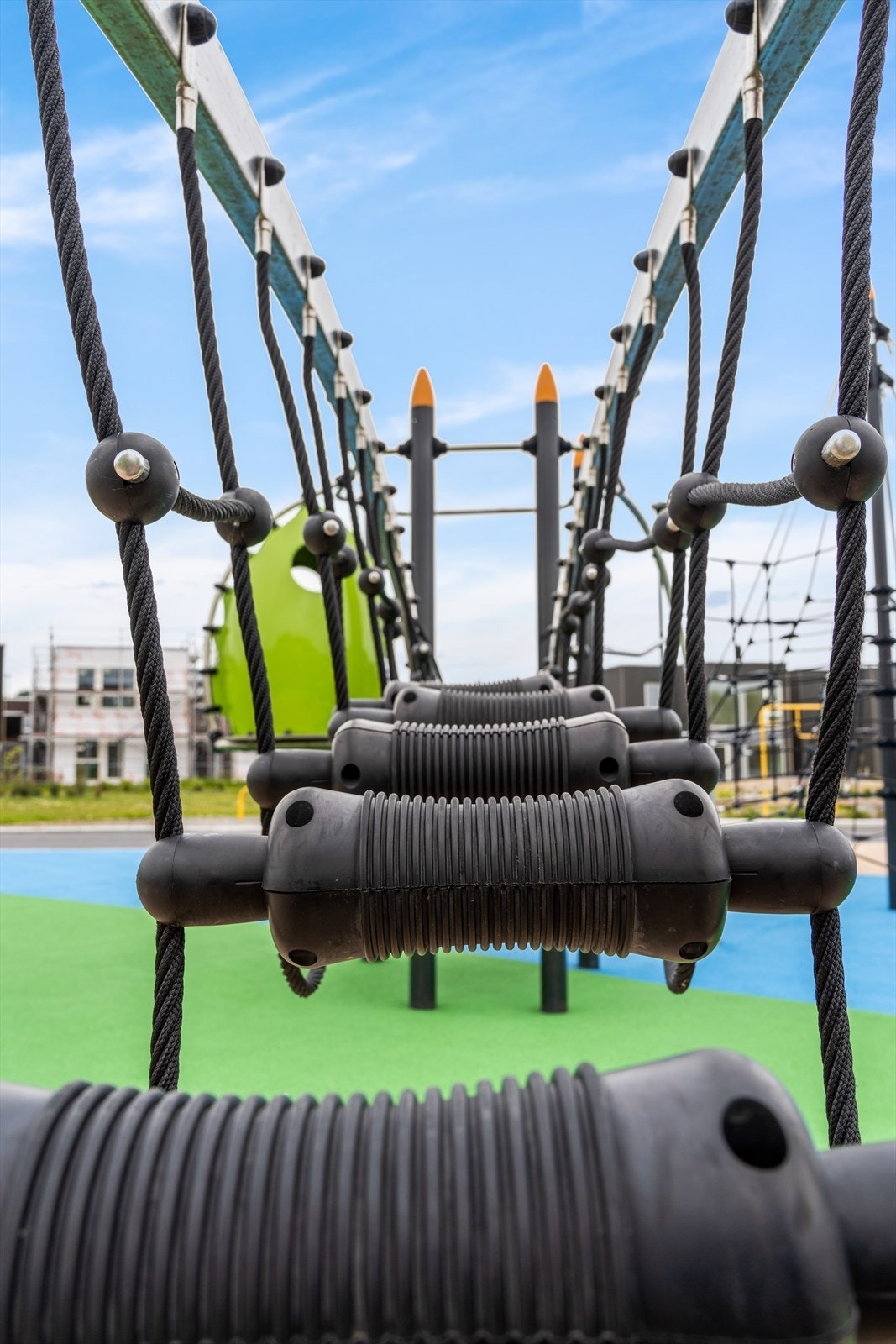 Large play area near apartment Galleribilde