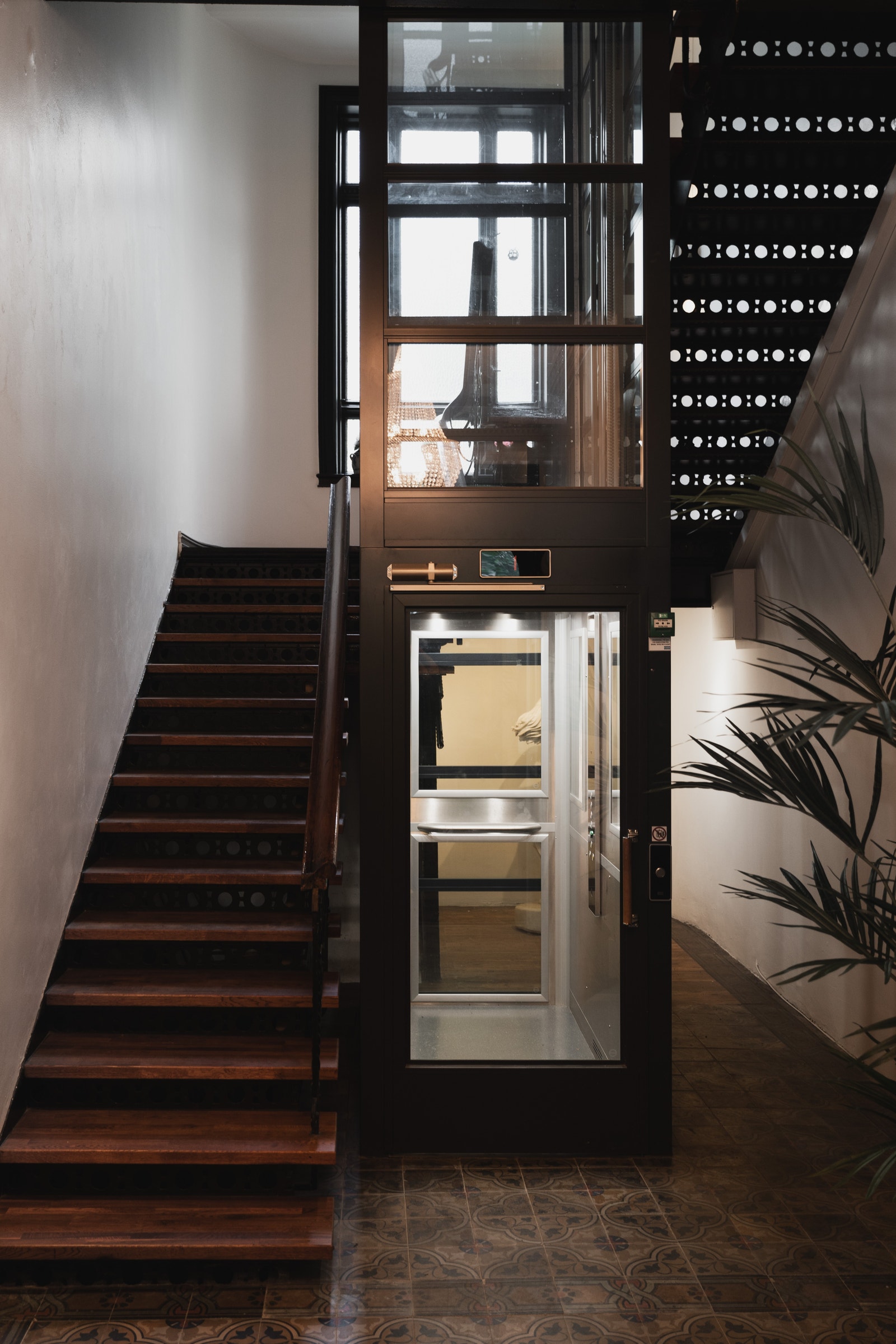 1ste Etg | Ny Heis til 3dje etg Galleribilde