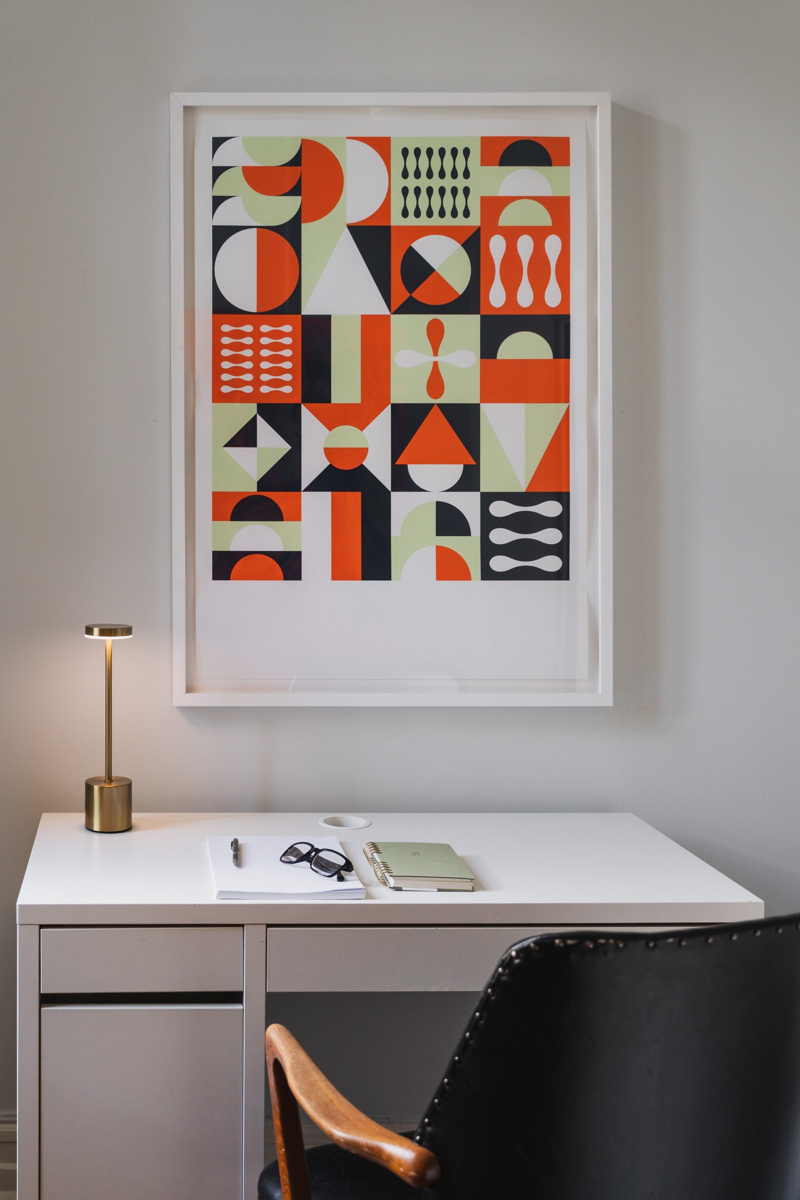 Soverom 3 | The Orange Room | Arbeidsbord | Høyhastighets Wifi | Brebånd Fiber kabler Galleribilde