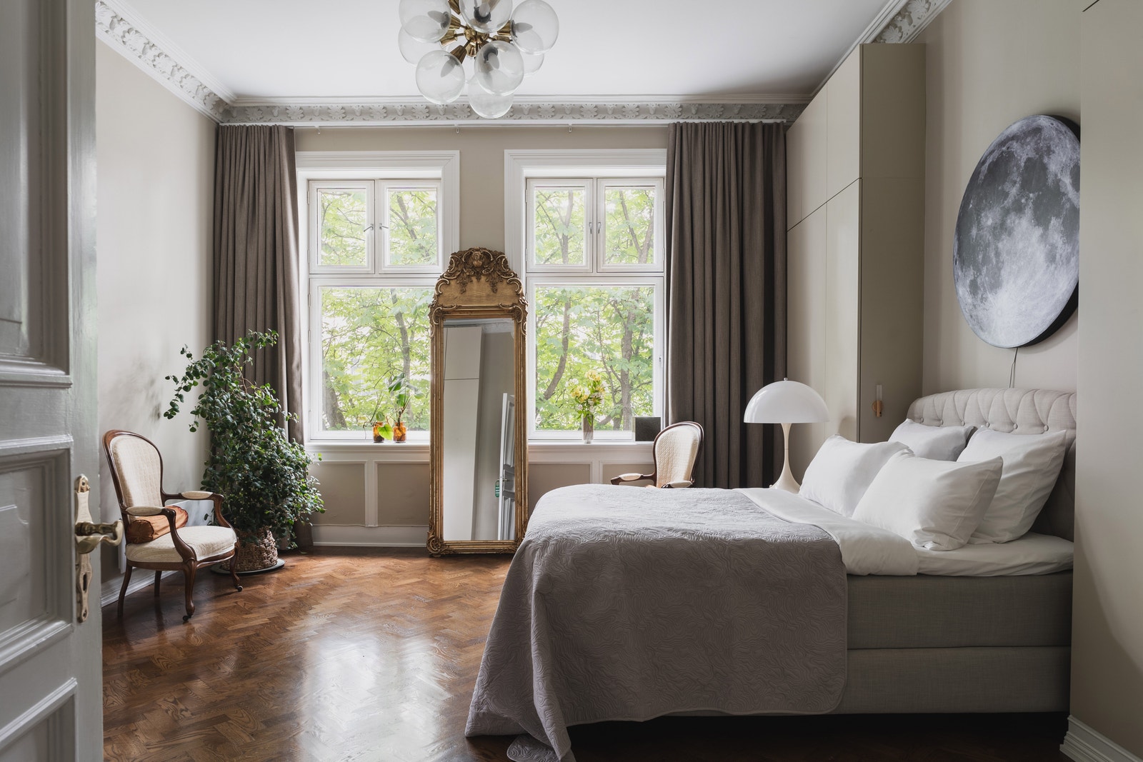 Soverom 3 | The Moon Room | Kontinental seng Queen Size Galleribilde