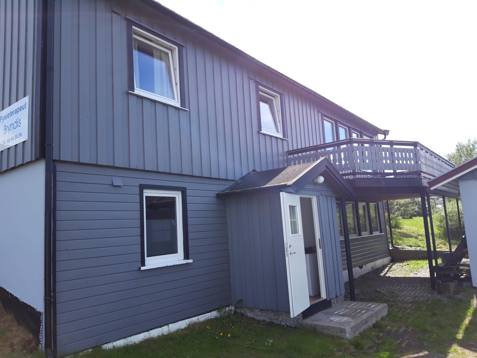 Inngang underetasje Galleribilde