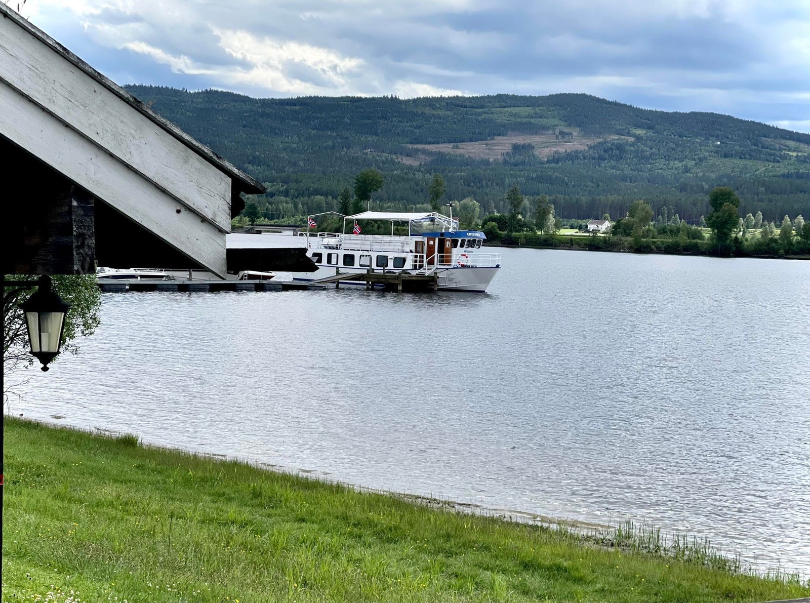 MS Kryllingen II har lagt til ved Sole Gjestegård, som kun er et stenkast unna - ta deg en tur da vel :) Galleribilde