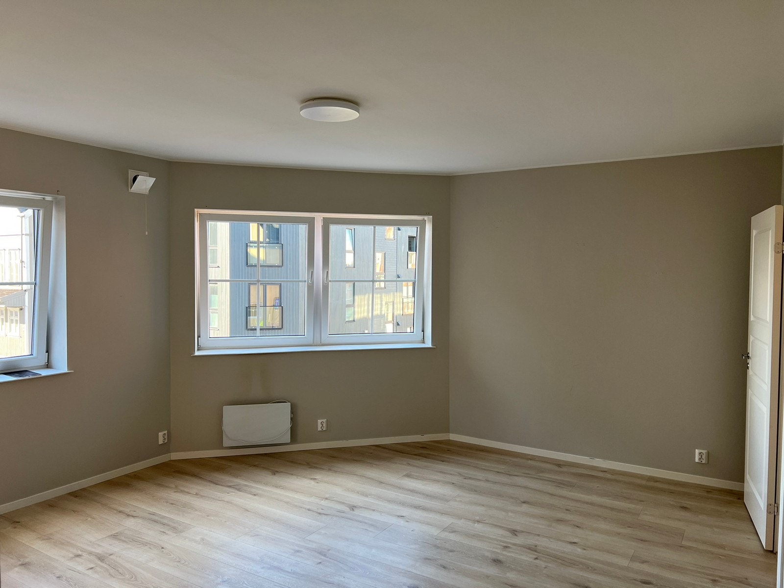 Romslig stue Galleribilde