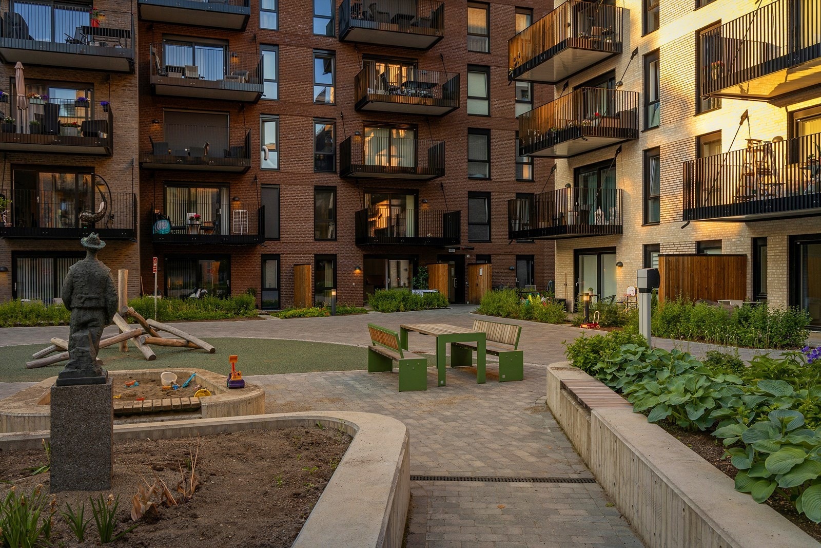 Lekeplass i allrommet Galleribilde