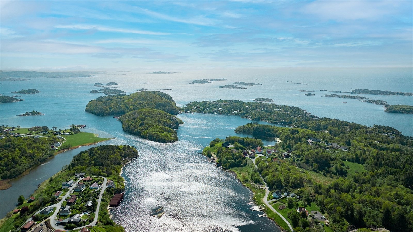 Flotte omgivelser og skjærgård rundt Landebukta. Galleribilde