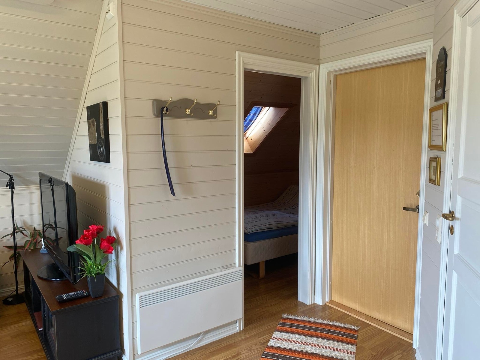 Entrè, leilighet Sørgrunn (2. etg.) Galleribilde