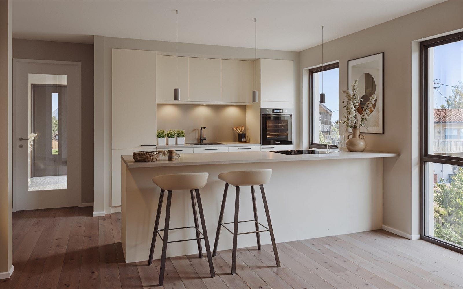 Eksempel på kjøkken med overskap og øy med koketopp.
( Illustrasjonsfoto, noe avvik vil forekomme) Galleribilde