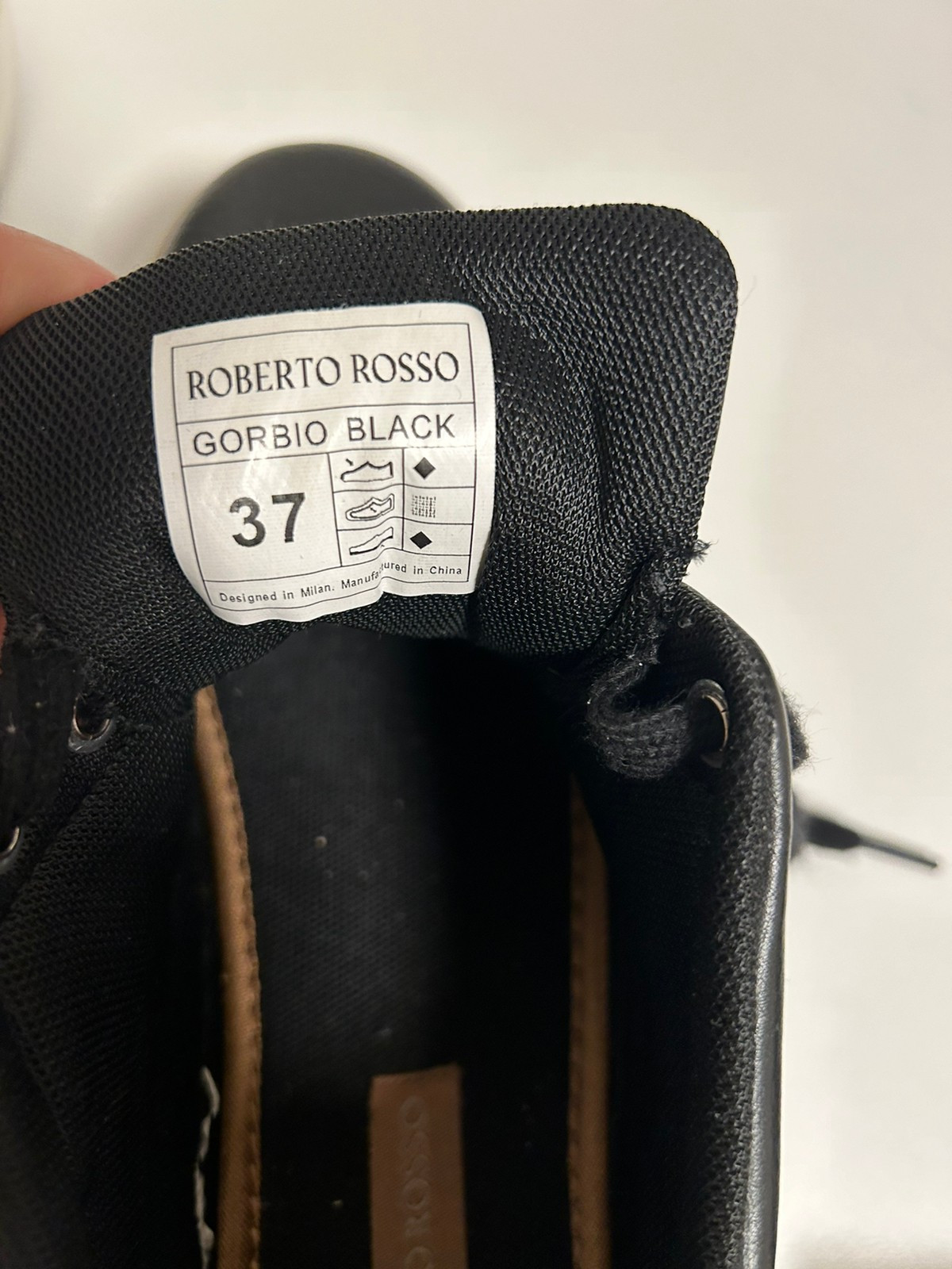 Sneakers Roberto Rosso str 37 | FINN torget