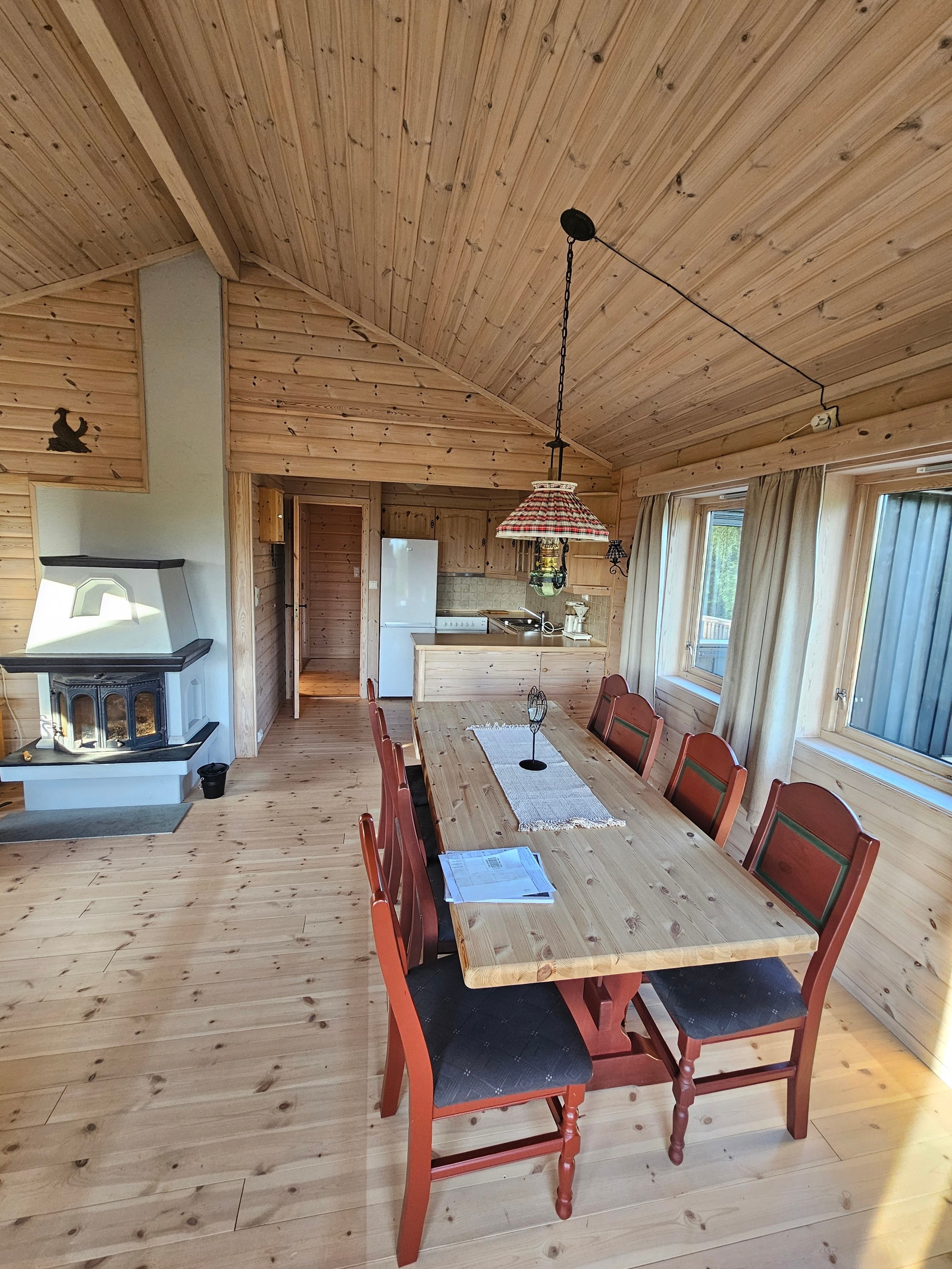 Spisestue ferdig til 8 pers Galleribilde