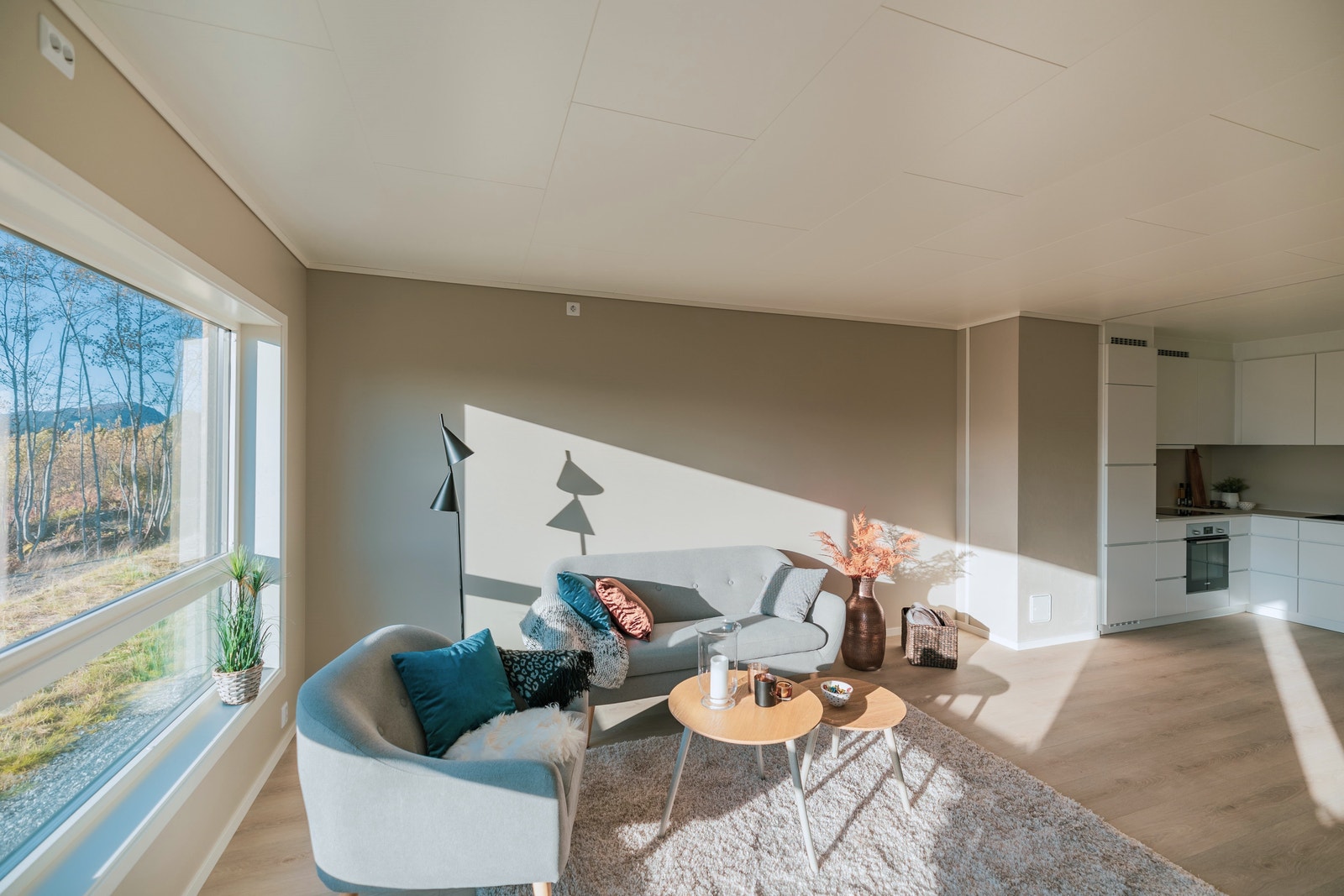 Tidsriktige og behagelege fargeval i heile leilegheita. Galleribilde